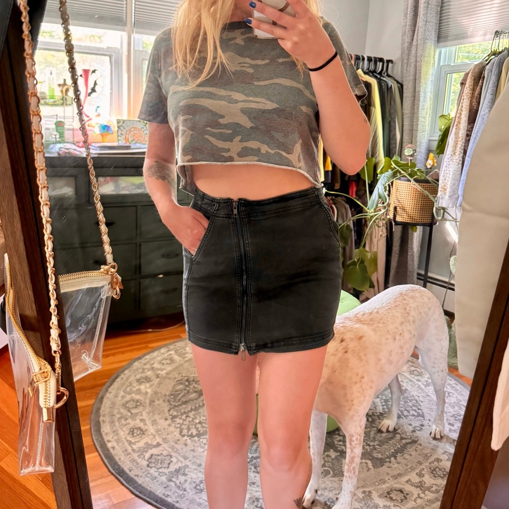 AE mini skirt